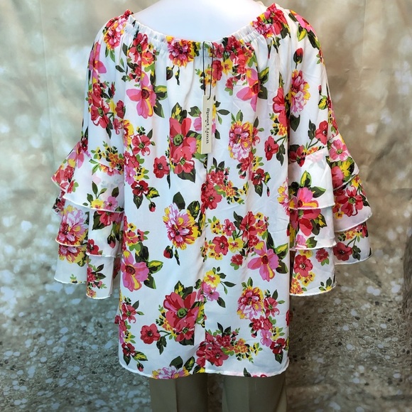 Women NWT Speed Limit, floral blouse , size 1X - Picture 3 of 7